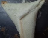 A picture of step 3 of Bread cone pakora.