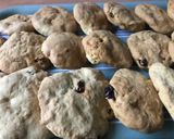 Foto del paso 9 de la receta: Galletas sin huevo, con pasas y limón