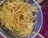 Foto langkah ke 2 dari resep Sambal kering teri kentang.