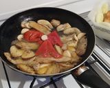 Foto del paso 4 de la receta: Ensalada tibia con tostadas, berenjena y jamón de Teruel
