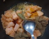 A picture of step 2 of Creamy Muskmelon curry.