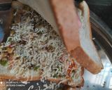 मिक्स व्हेज इटालियन चीज सँडविच (mix veg cheese sandwich recipe in marathi) रेसिपी स्टेप 6 फोटो 