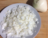 Foto del paso 1 de la receta: Cebolla frita con huevo
