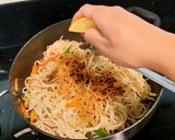 ভেজিটেবলস এগ চাউমিন (vegetables egg chow mein recipe in Bengali) রেসিপির ধাপ 4 ছবি