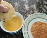 A picture of step 2 of Potato Doughnut Kabab.