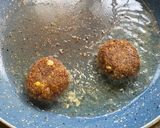 A picture of step 5 of Mochar Shami Kabab.