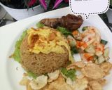 Foto langkah ke 10 dari resep Nasi Kebuli Ayam Goreng Pecah Enaknya.