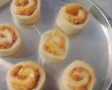 Foto langkah ke 4 dari resep Pizza roll.