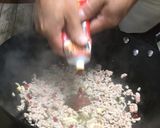 A picture of step 4 of Original 'Misen' Taiwanese Ramen.