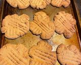 A picture of step 7 of Brown Butter peanut butter cookies.