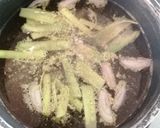 Une image de l'étape 1 de Banbanji : salade fraîche japonaise au poulet.