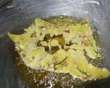 Foto langkah ke 8 dari resep Rempeyek kacang udang rebon renyah.