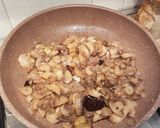 Foto del passaggio 1 della ricetta Trofie ai Funghi porcini