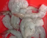 Foto langkah ke 1 dari resep Udang Oseng Mentega.