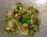 Foto langkah ke 2 dari resep Tumis Oyong.