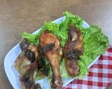 Foto langkah ke 4 dari resep Ayam Goreng Lengkuas Daun Kari.