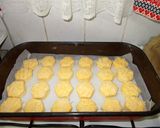 Sajtos - tejfölös álom puha pogácsa recept fázis 12 fotója