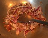 A picture of step 5 of Masala Bhindi.