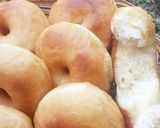 Foto langkah ke 8 dari resep Donat ekonomis no telur no susu no kentang.