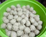 Foto langkah ke 4 dari resep Bakso daging ayam dan daging sapi bisa utk mpasi.