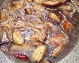 A picture of step 4 of Drumstick Brinjal kuzhambhu.