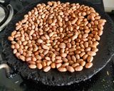 A picture of step 1 of Peanut Coriander spicy chutney.