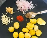 A picture of step 1 of Aloo chop Muri,Kolkata street food.