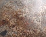 A picture of step 5 of Chicken Yakhni Pulao.