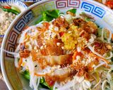 A picture of step 6 of Bún Mắm with Crispy Pork Belly.