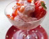 A picture of step 5 of Strawberry mousse.