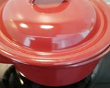 Foto del paso 6 de la receta: Chuletas de aguja de cerdo en salsa española