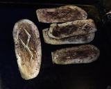 Une image de l'étape 5 de Aubergine grillée aux épices anardana.