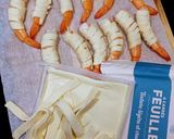 Une image de l'étape 2 de Feuilletées aux crevettes et sa sauce aux herbes.