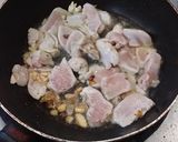 รูปขั้นตอนการทำที่ 5 ของ ผัดผักรวมมิตรไก่