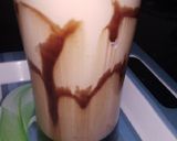 A picture of step 4 of Chocolate Coffee Milk Shake.