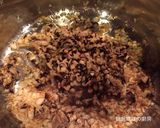 A picture of step 6 of Taiwanese Braised Pork Noodles.