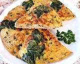 Foto langkah ke 8 dari resep Telur Dadar Sawi Gulung Isi Ayam Wortel.