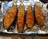 Foto del paso 7 de la receta Berenjenas rellenas con guarnición de aguacate y ensalada