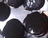 A picture of step 4 of Choco Pie.