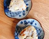 A picture of step 5 of Rice Balls with Salted Kelp and Cheese.