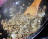 Foto del paso 1 de la receta: Risotto de setas 🍛🍄