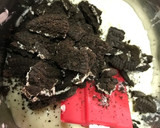 A picture of step 5 of 3-Ingredient No-Bake Oreo Cheesecake.