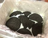A picture of step 7 of 3-Ingredient No-Bake Oreo Cheesecake.