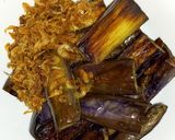 Foto langkah ke 1 dari resep Terong balado rebon dan telur puyuh.