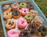 Foto langkah ke 8 dari resep Donat kampung (tanpa kentang) tapi super lembut dan menul".