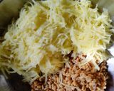 A picture of step 3 of Achari methi masti.