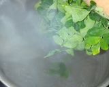 Foto langkah ke 3 dari resep Menir daun kelor (No santan).