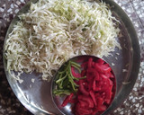 કોબીજ - ટામેટા નું સલાડ (Cabbage Tomato Salad Recipe In Gujarati) રેસીપી સ્ટેપ1ફોટો