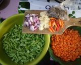 Foto langkah ke 1 dari resep Tumis buncis wortel.