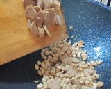 Foto langkah ke 4 dari resep Nasi goreng kecap sederhana.